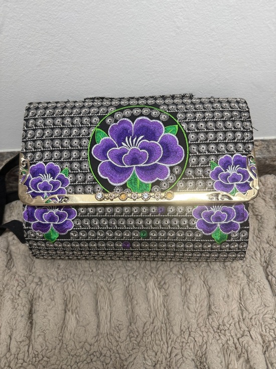 Handbags - Embroidered Purple Floral Clutch Bag with Gold Accent